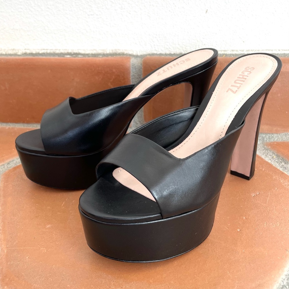 New Schutz Marcielly Platform Sandal